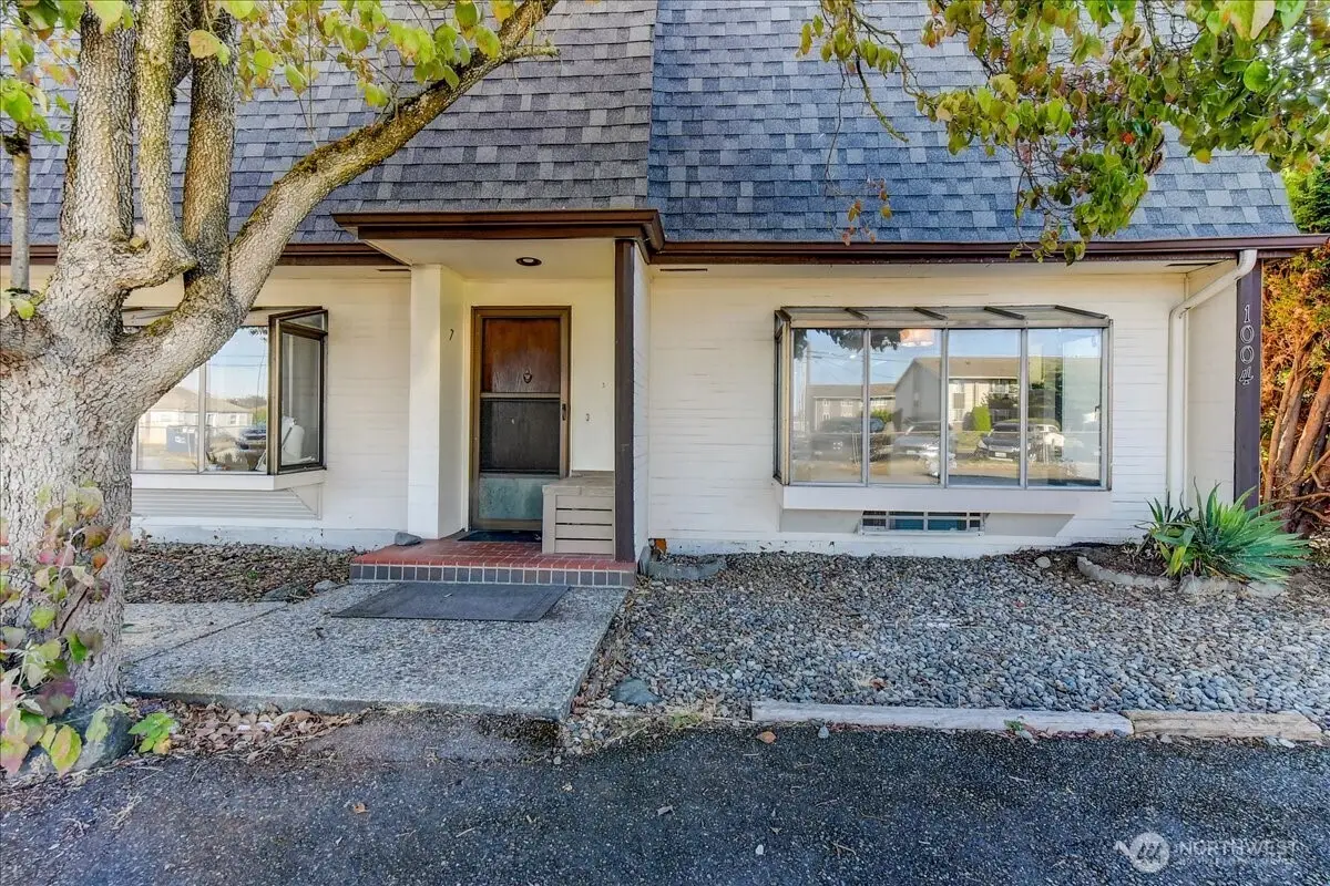 1004 Columbia Avenue #7, Marysville, WA 98270 - #1