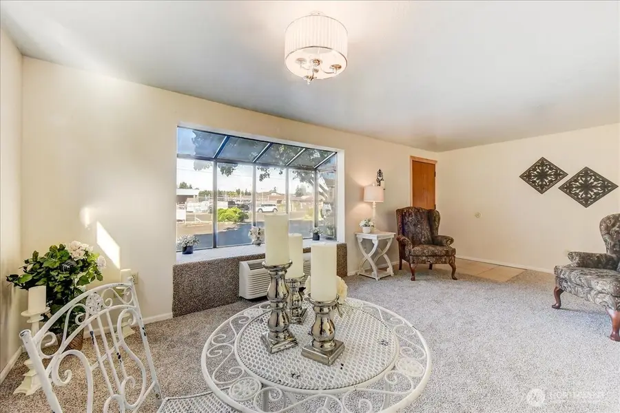1004 Columbia Avenue #7, Marysville, WA 98270 - #3