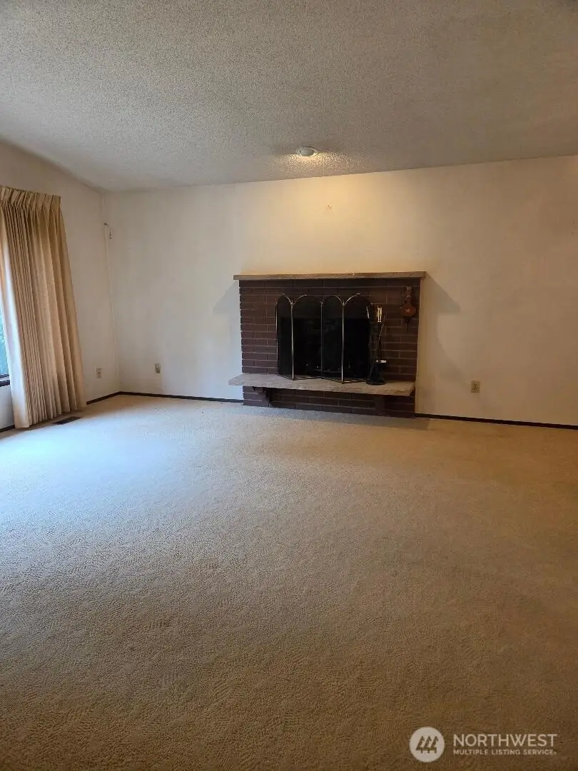 7514 Locust Avenue E, Bonney Lake, WA 98391 - #2