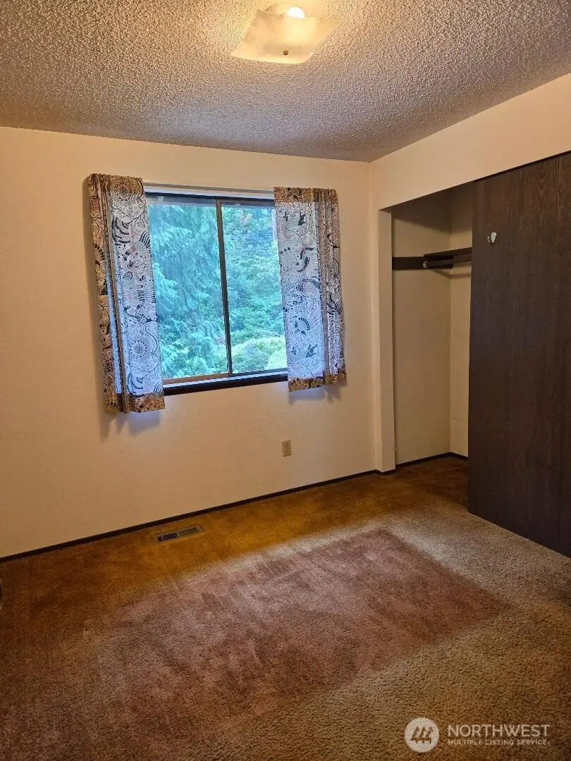7514 Locust Avenue E, Bonney Lake, WA 98391 - #3