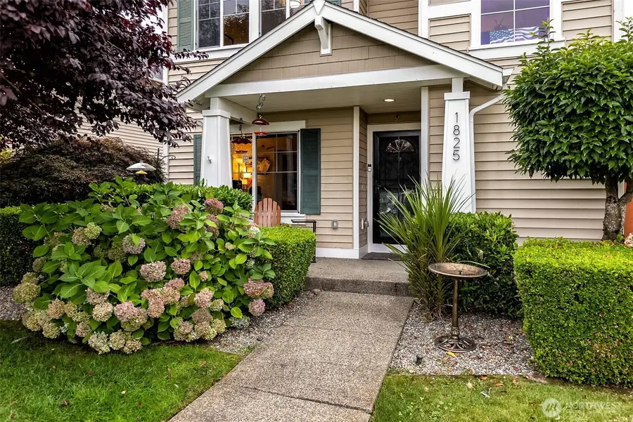 1825 Johnson Avenue, Dupont, WA 98327 - #2