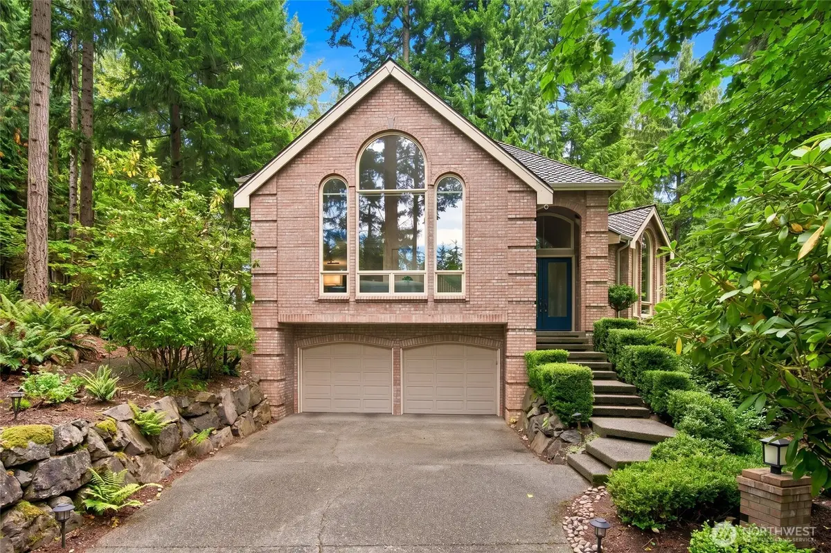 4856 167th Avenue Se, Bellevue, WA 98006 - #1