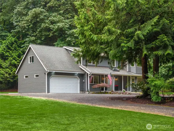 9067 Hidden Cove Road Ne, Bainbridge Island, WA 98110