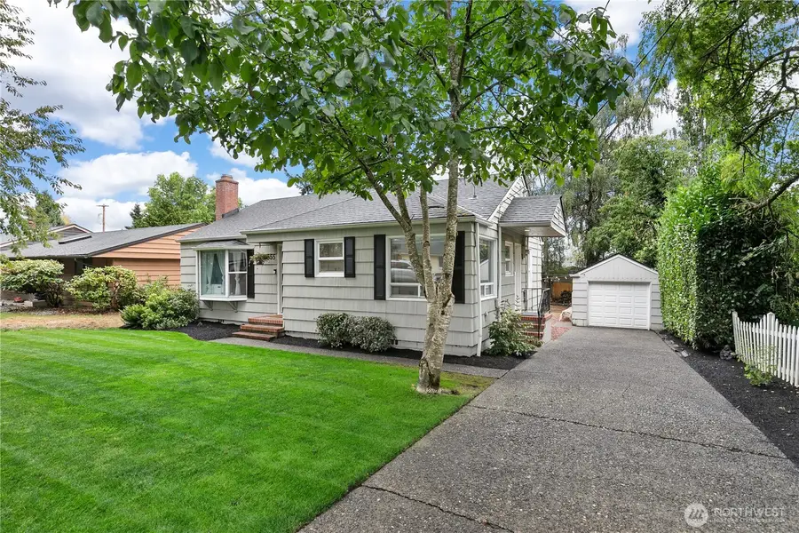 1555 SW Grandview Avenue, Chehalis, WA 98532 - #3