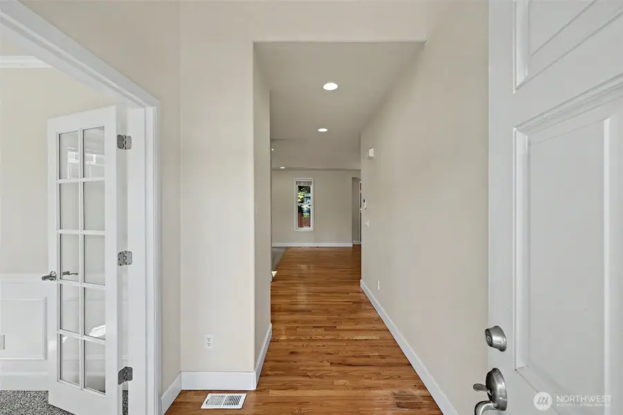 4129 NE 9th Place, Renton, WA 98059 - #2