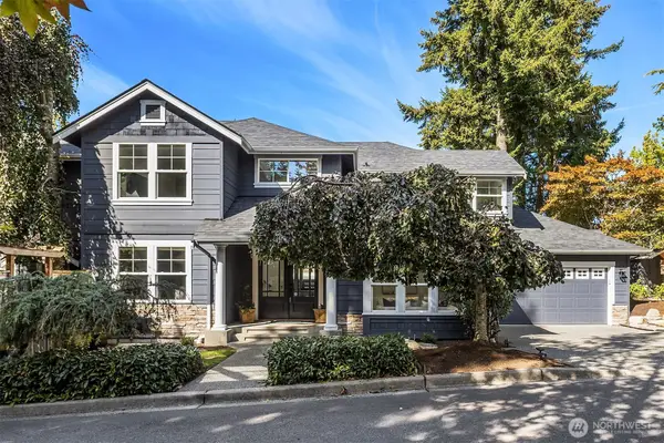 12524 NE 75th Place, Kirkland, WA 98033