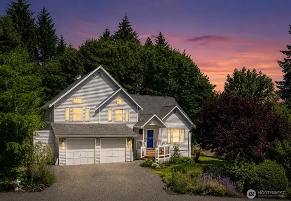 10820 NE 183rd Court, Bothell, WA 98011