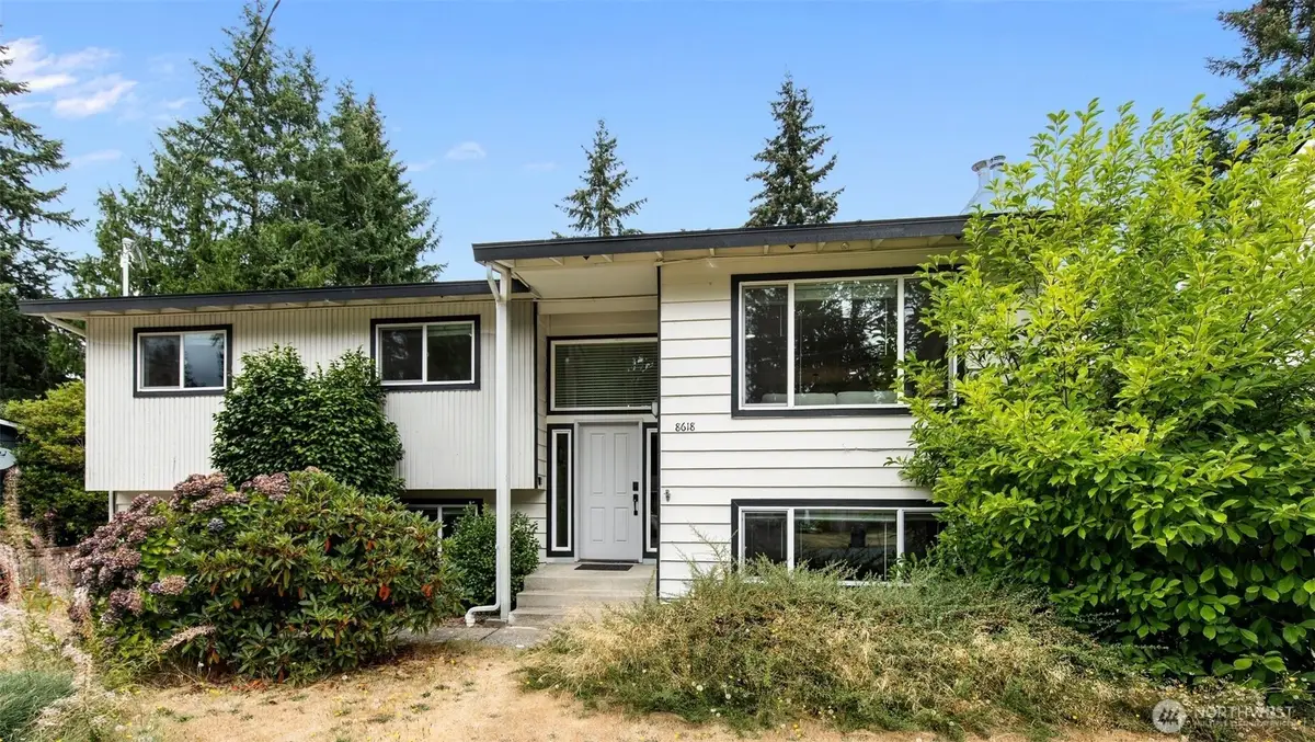 8618 NE 137th Street, Kirkland, WA 98034 - #1