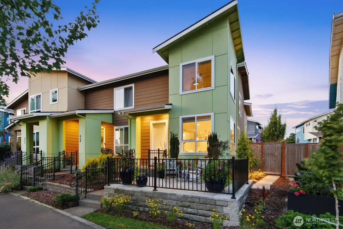 650 SW 100 Street, Seattle, WA 98106 - #1