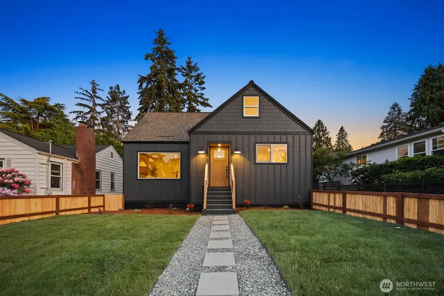 3209 NE 98th Street, Seattle, WA 98115 - #2