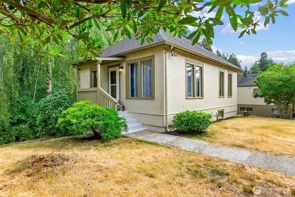 451 Tracy Avenue N, Port Orchard, WA 98366