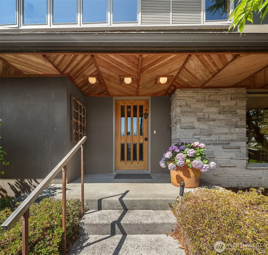 3023 E Laurelhurst Drive Ne, Seattle, WA 98105 - #3