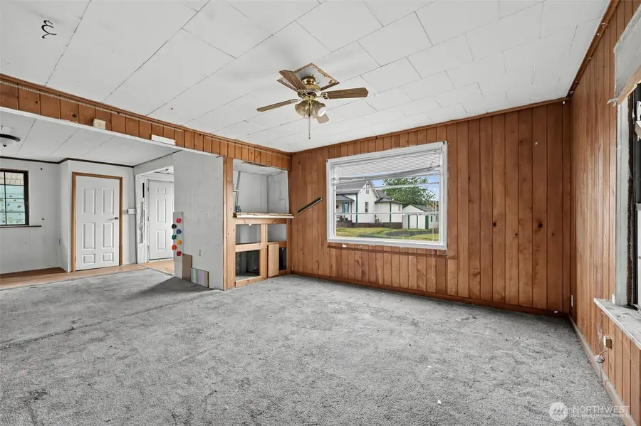 842 NW New York Avenue, Chehalis, WA 98532 - #2