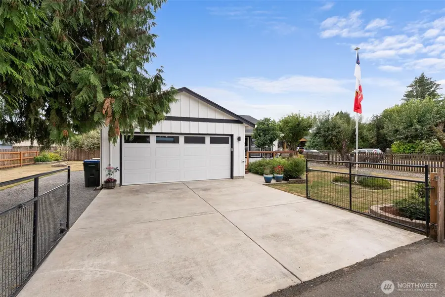 311 Pine Street, Toledo, WA 98591 - #2