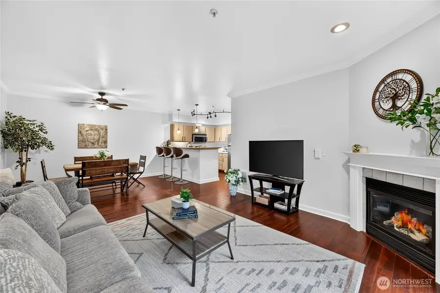 10709 Valley View Road #C103, Bothell, WA 98011 - #2