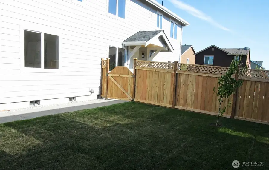 6628 Bailey Street Se, Lacey, WA 98513 - #3