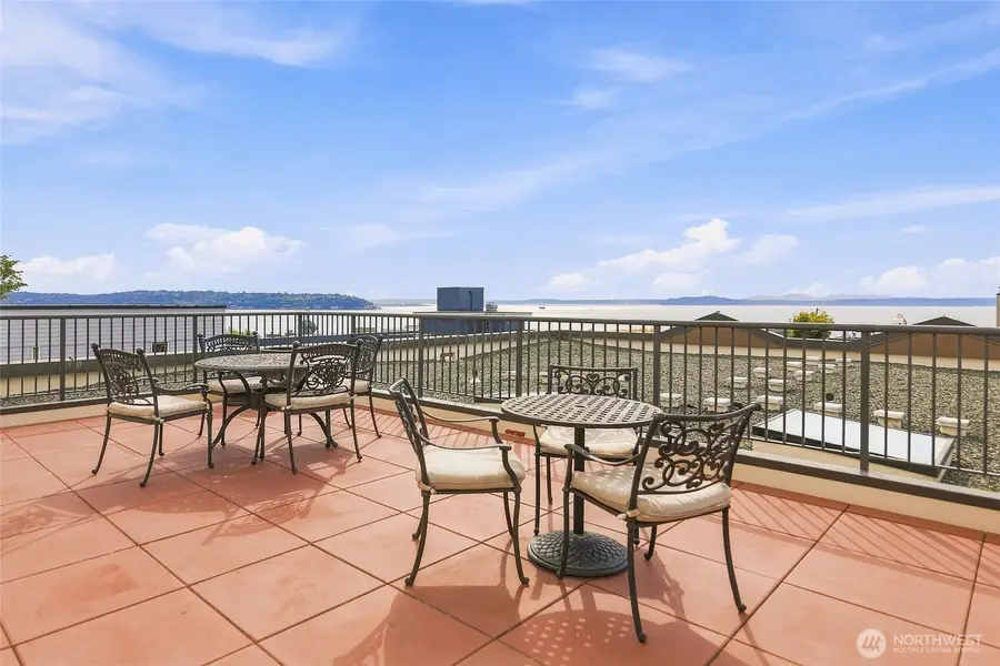 323 Queen Anne Avenue N #510, Seattle, WA 98109 - #3