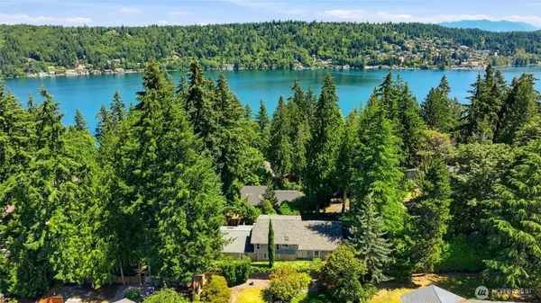 2209 W Lake Sammamish Parkway Ne, Redmond, WA 98052