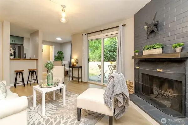 408 S 323rd Street #L5, Federal Way, WA 98003