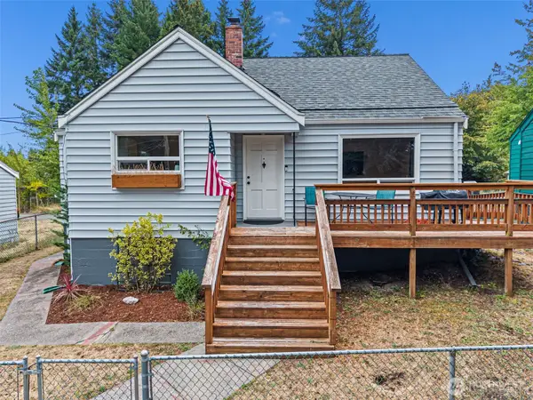 224 Bremerton Boulevard W, Bremerton, WA 98312