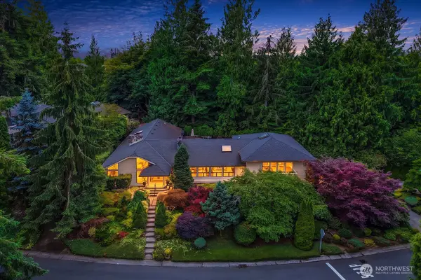 2725 Sahalee Drive W, Sammamish, WA 98074