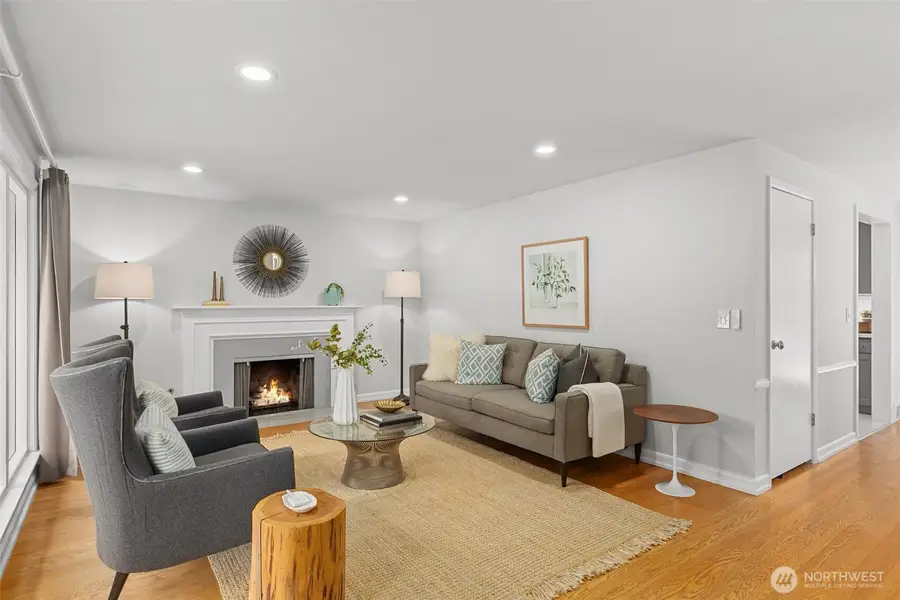 3429 40th Avenue W, Seattle, WA 98199 - #3