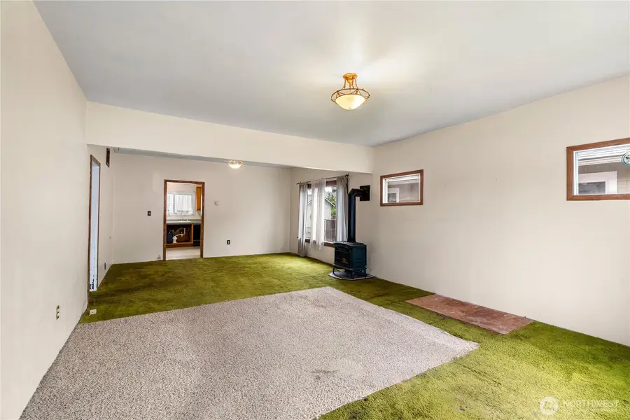 1124 Lincoln Street, Hoquiam, WA 98550 - #2