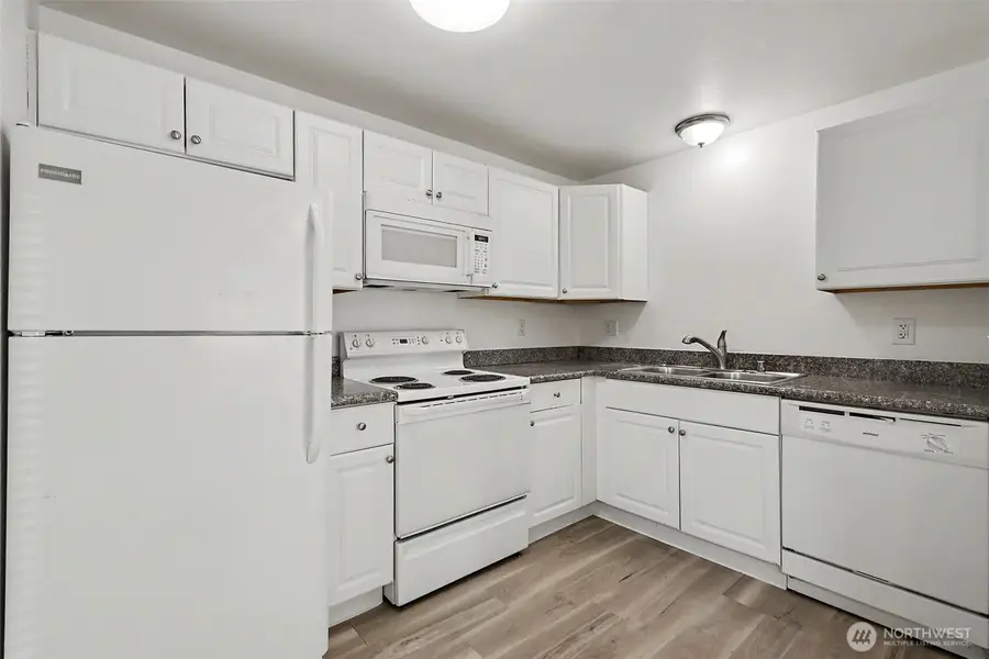 402 4th Street Se, Auburn, WA 98002 - #2
