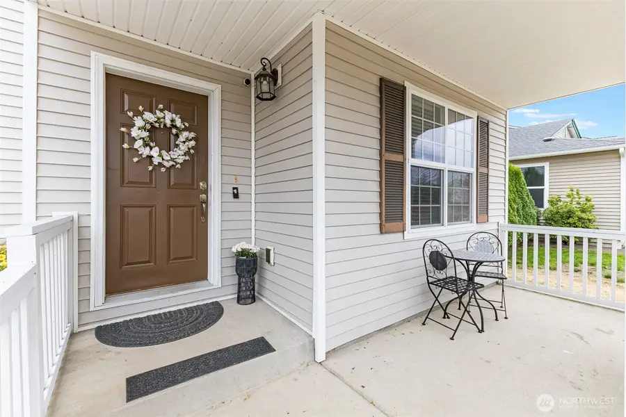 114 Lane Boulevard Ne, Orting, WA 98360 - #2