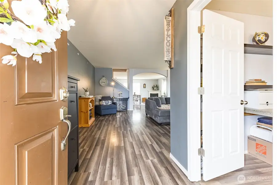 114 Lane Boulevard Ne, Orting, WA 98360 - #3