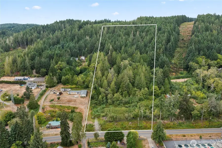 21431 N Us Hwy 101, Hoodsport, WA 98548 - #2