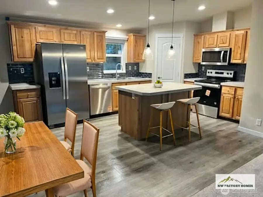 420 Pine Street, Toledo, WA 98591 - #2