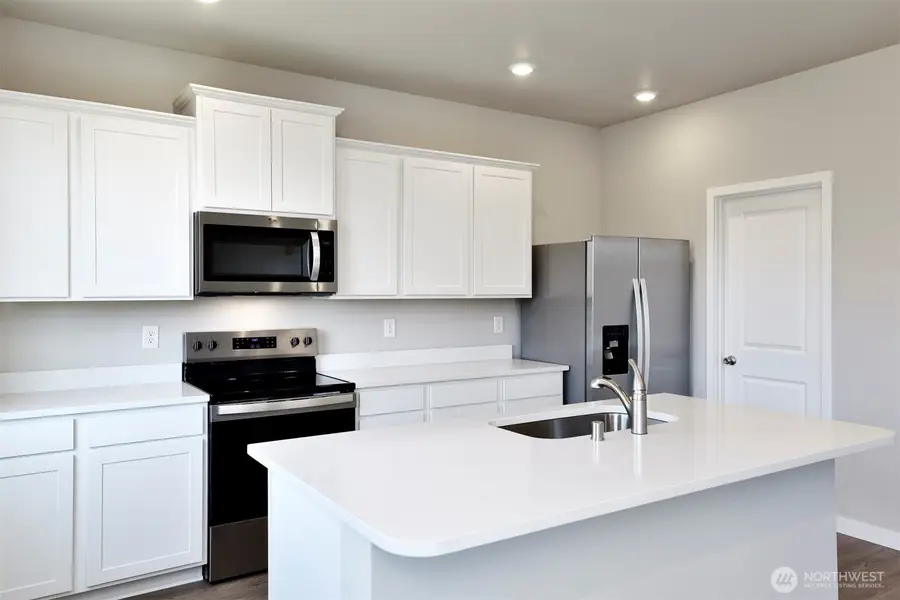 16306 Jenkins Avenue Se, Yelm, WA 98597 - #2