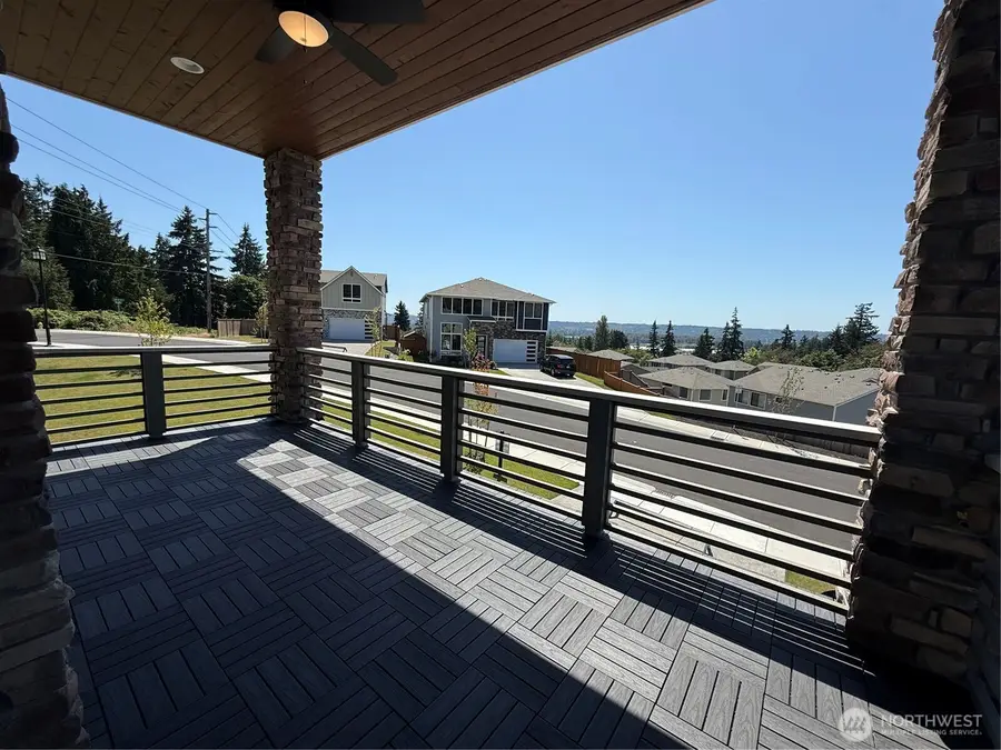 9513 38th Street E, Edgewood, WA 98371 - #2