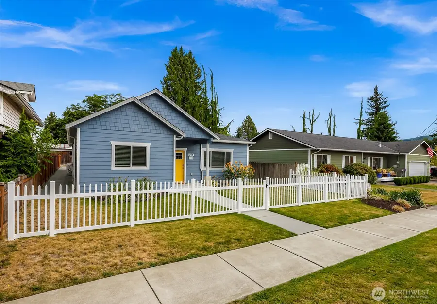 215 Puget Street, Sedro Woolley, WA 98284 - #2