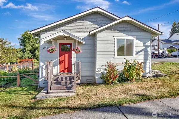 8303 272nd Street Nw, Stanwood, WA 98292