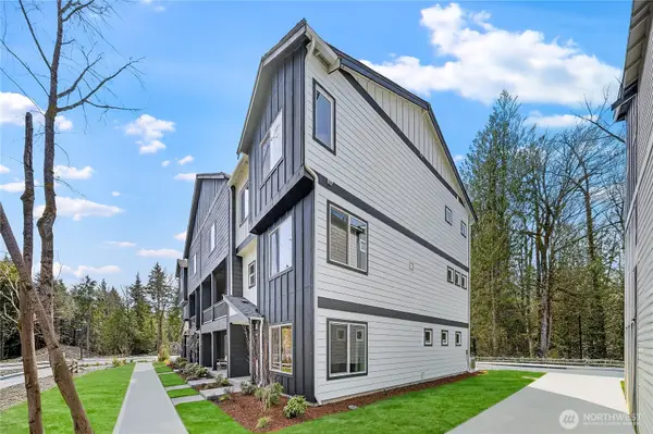 32360 Anchor Avenue Se, Black Diamond, WA 98010