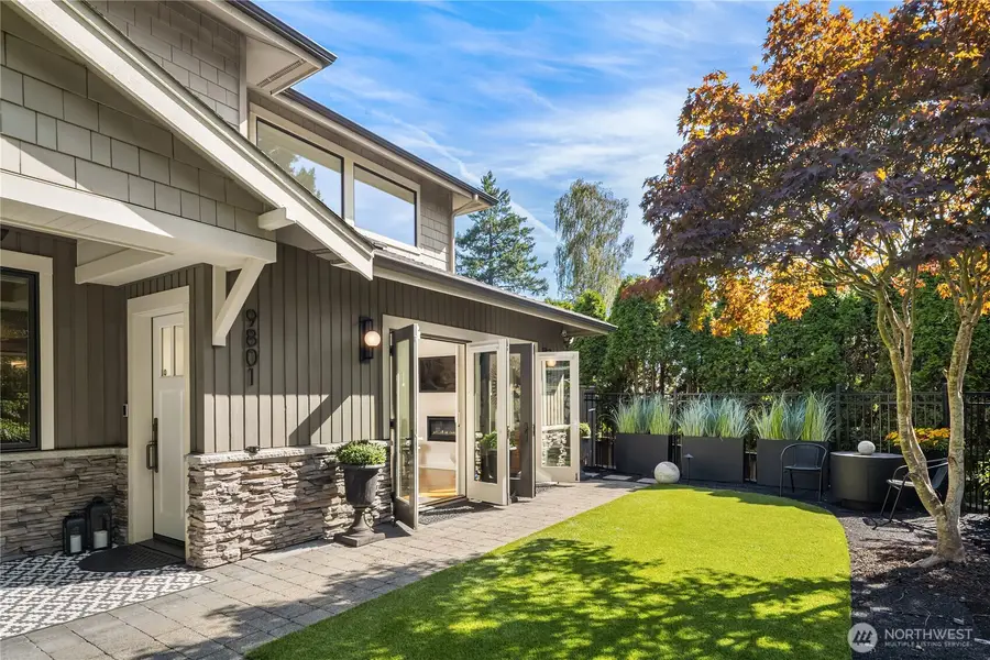 9801 NE 4th Street #D, Bellevue, WA 98004 - #2