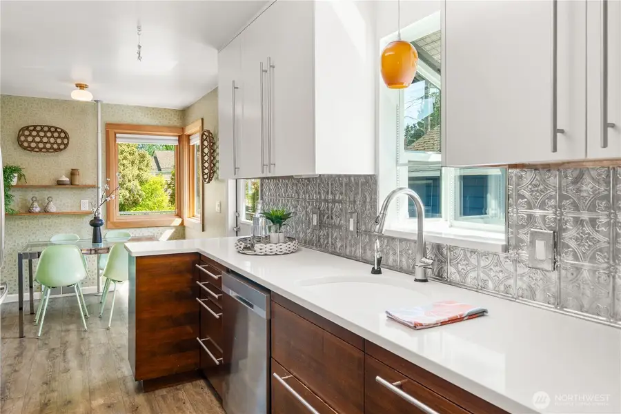 12015 Dayton Avenue N, Seattle, WA 98133 - #3