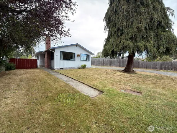 814 W 11th Street, Port Angeles, WA 98363