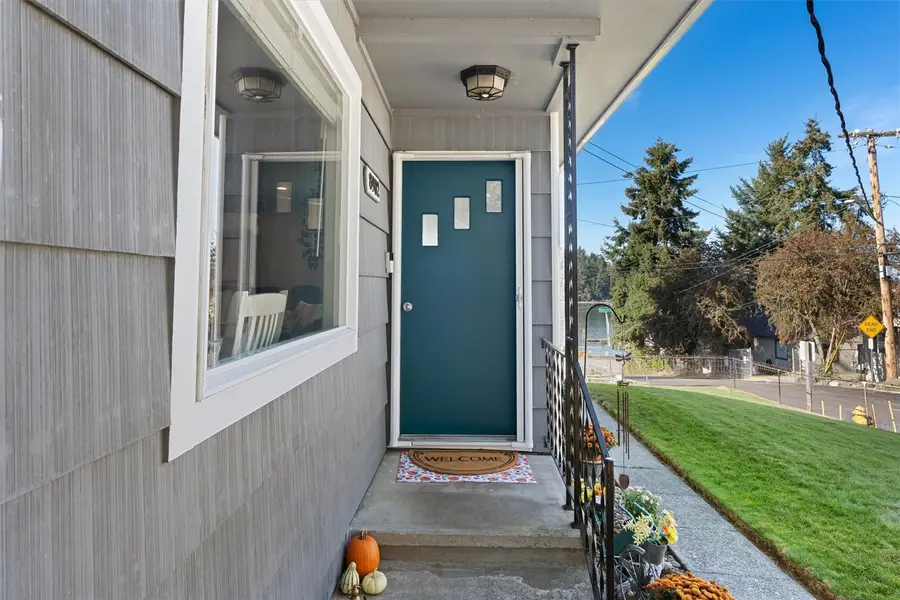8902 Wadsworth St Sw, Lakewood, WA 98498 - #2