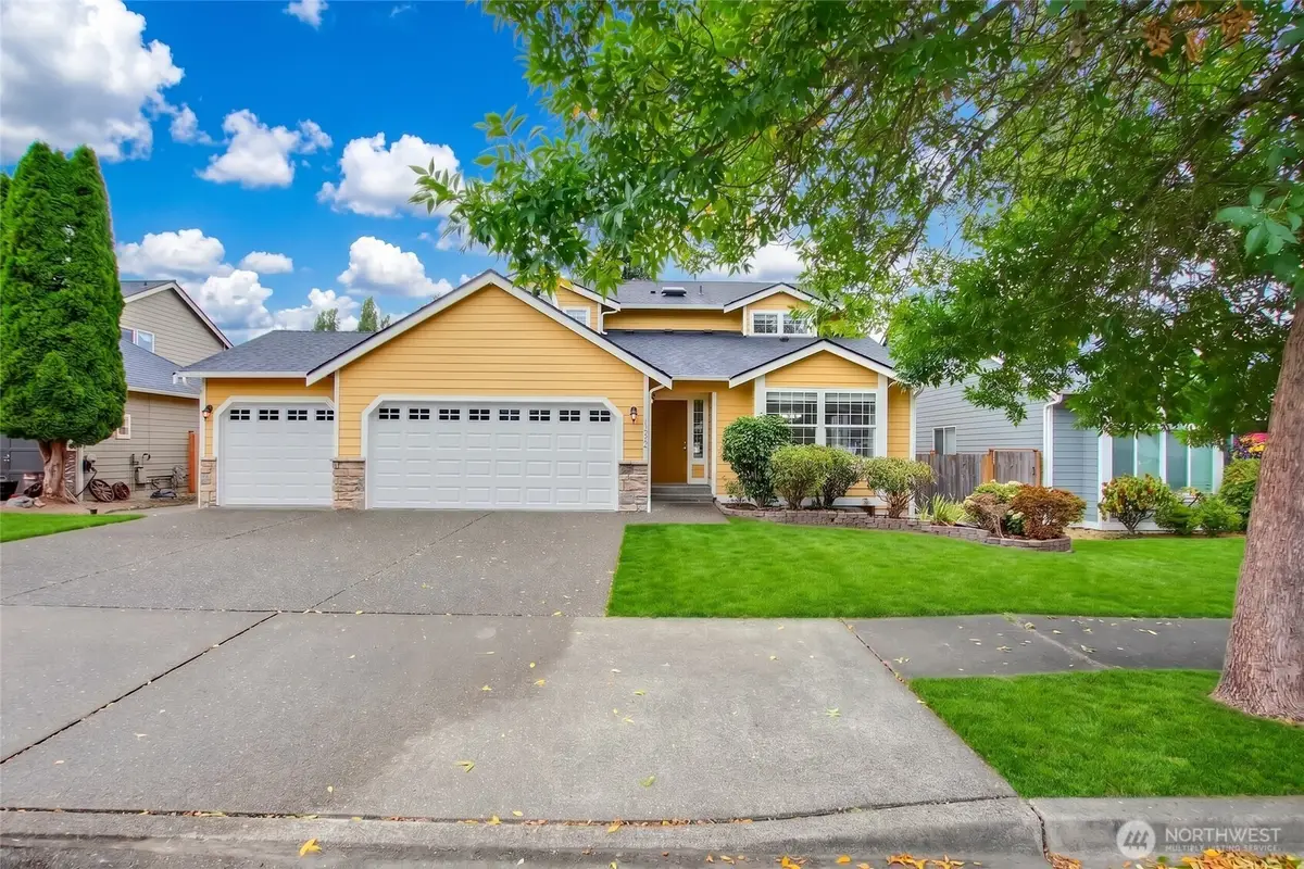 1952 Sw 352nd St, Federal Way, WA 98023 - #1