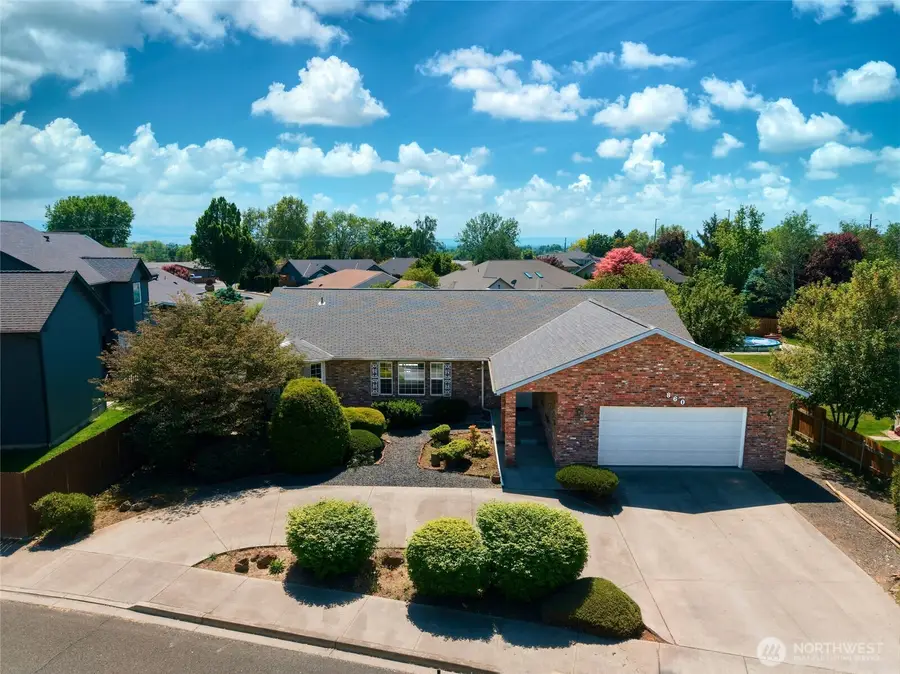 860 SE Sentry Drive, College Place, WA 99324 - #3