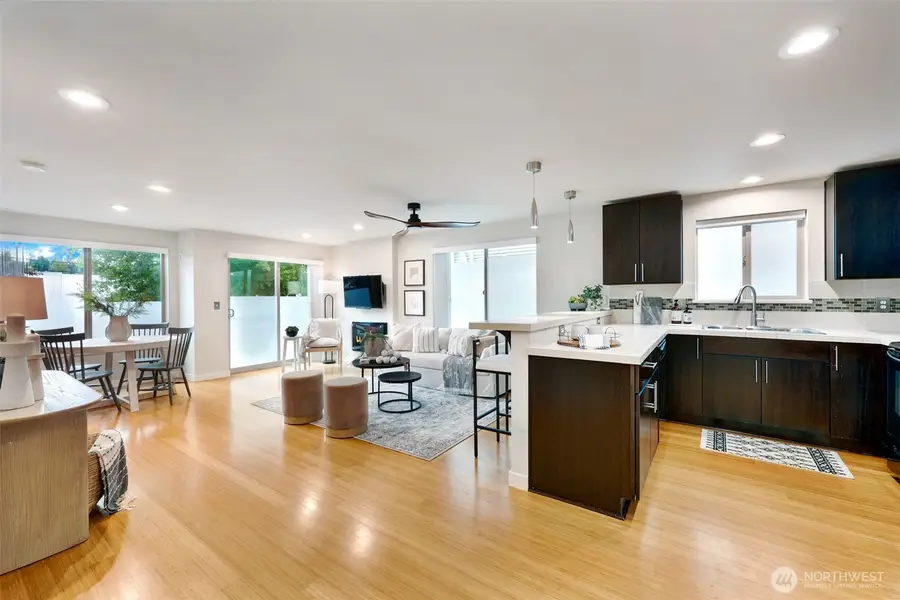 12010 31st Avenue Ne #B, Seattle, WA 98125 - #3
