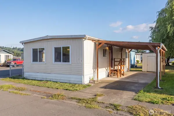 4400 Ocean Beach Highway #33, Longview, WA 98632