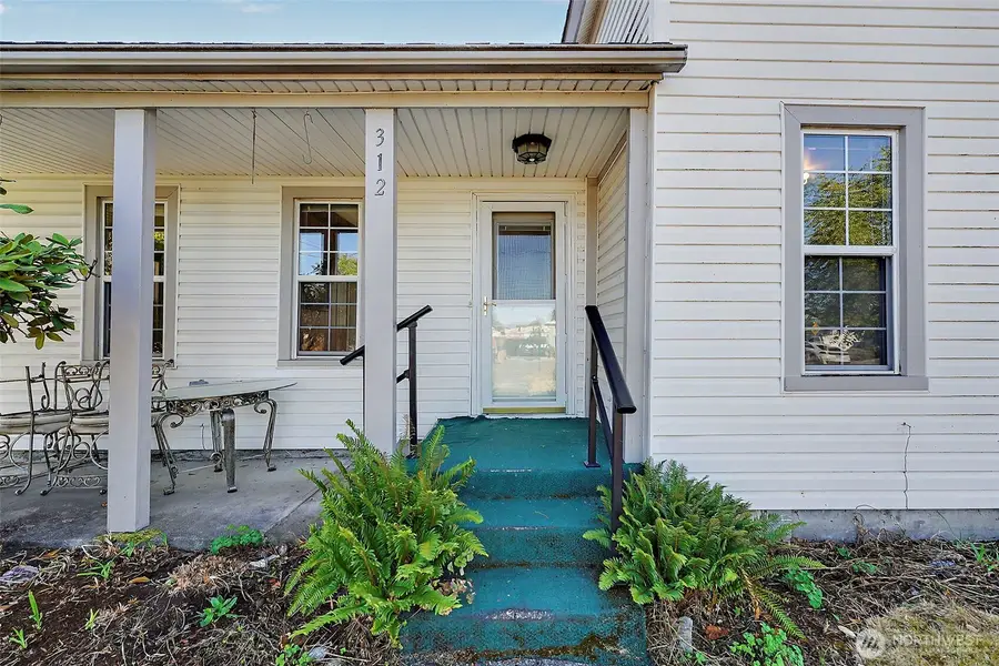 312 Taylor Street Sw, Orting, WA 98360 - #2