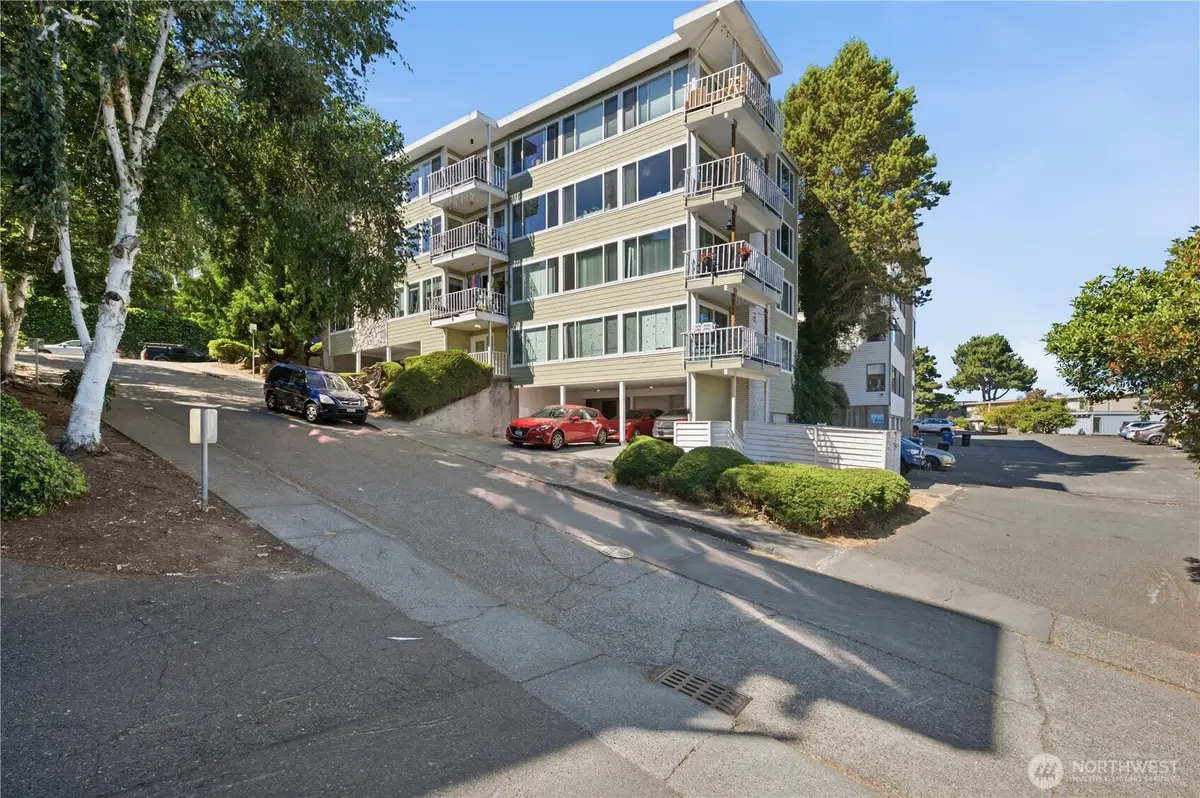 3600 25th Avenue W, Seattle, WA 98199 - #1