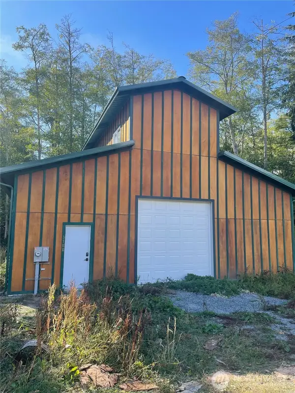 3788 Berry Boulevard, Camano Island, WA 98282