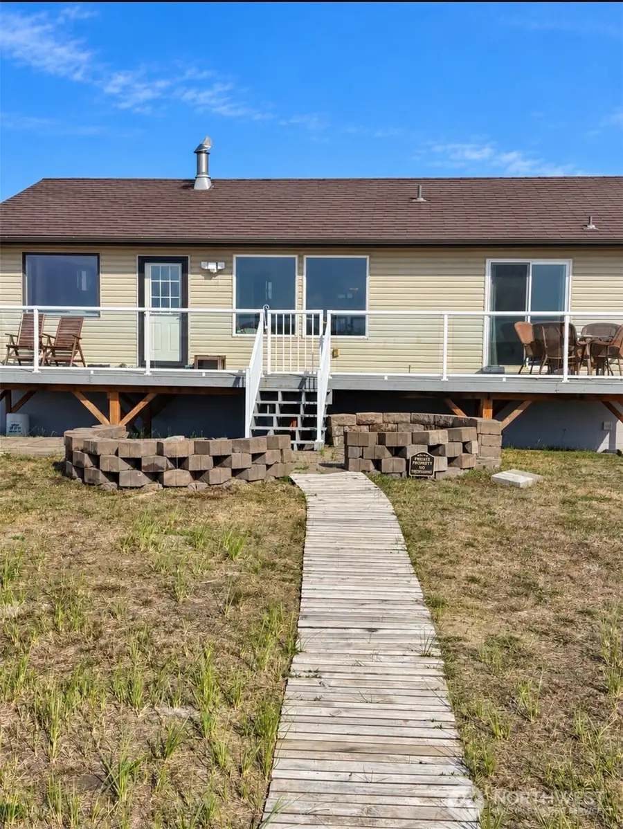 34309 G St, Ocean Park, WA 98640 - #3