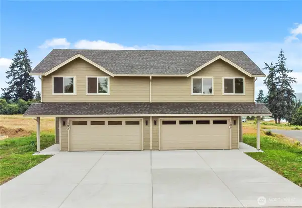 15 Anchor Way Loop, Cathlamet, WA 98612